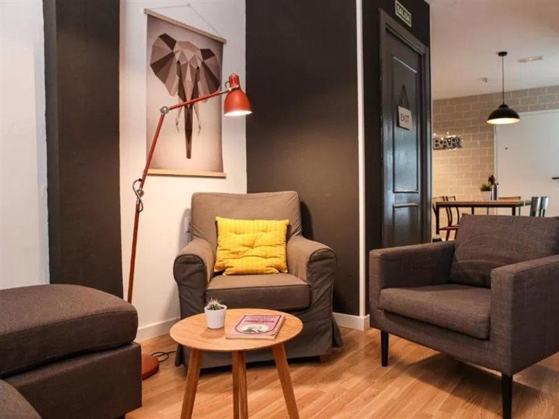 Factory Hostels Barcellona Esterno foto