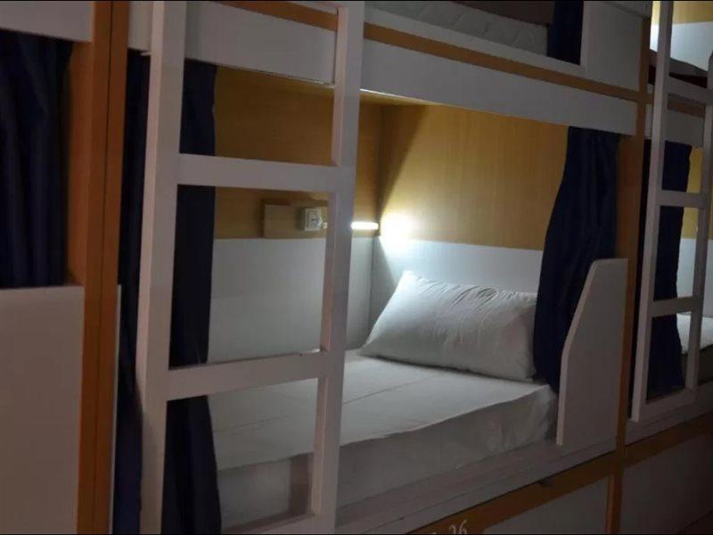 Factory Hostels Barcellona Esterno foto